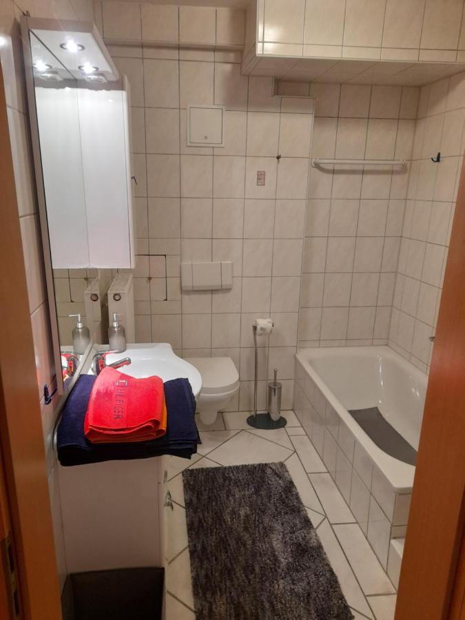 Souterrain Wohnung In Bensheim Esterno foto