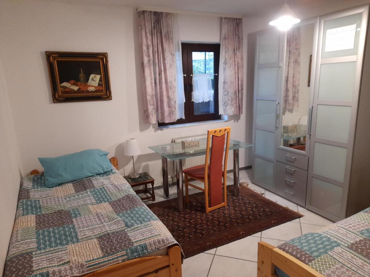 Souterrain Wohnung In Bensheim Esterno foto